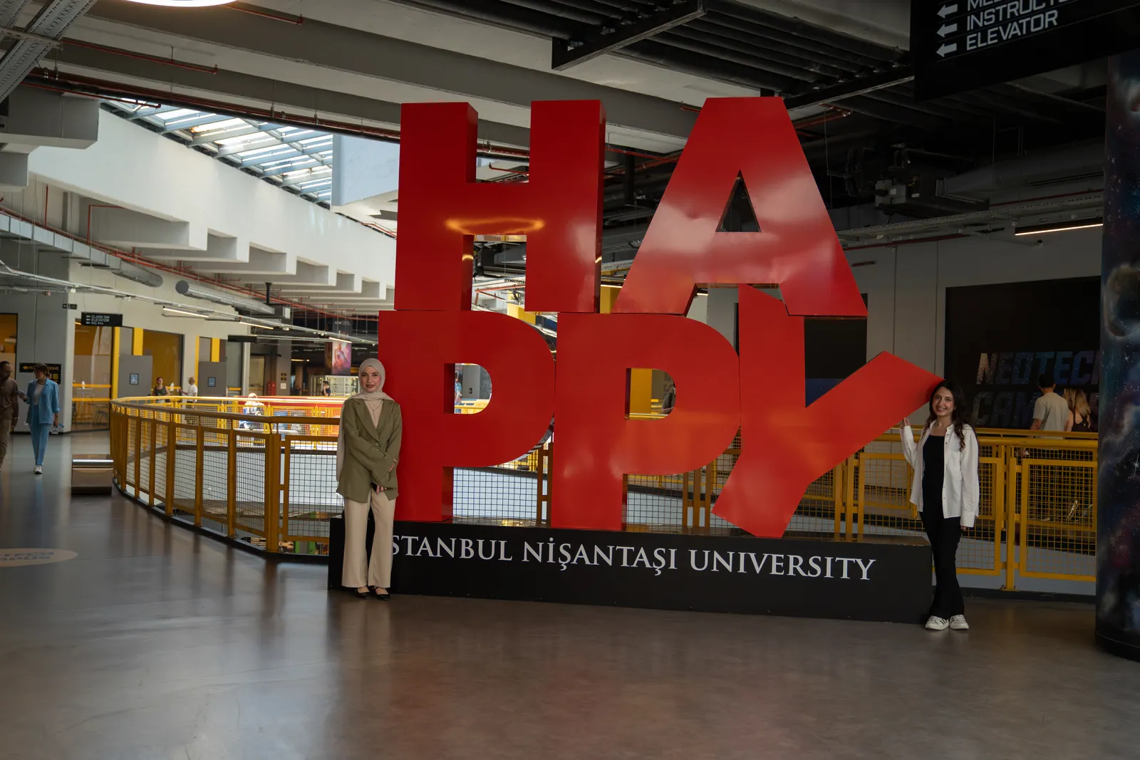 Campus Grounds — İstanbul Nişantaşı Üniversitesi NeoTech Campus