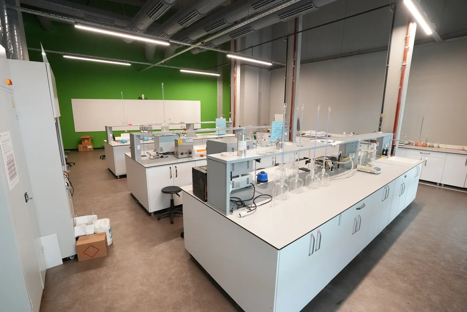 Laboratories — İstanbul Nişantaşı Üniversitesi NeoTech Campus